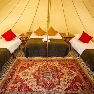 https://stansted-glamping.cambridgehotelsuk.com